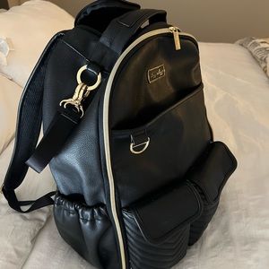 Itzy Ritzy Boss Backpack diaper bag- black